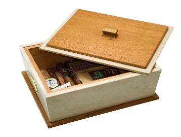 Wood-lid stone-look cigar box — 3